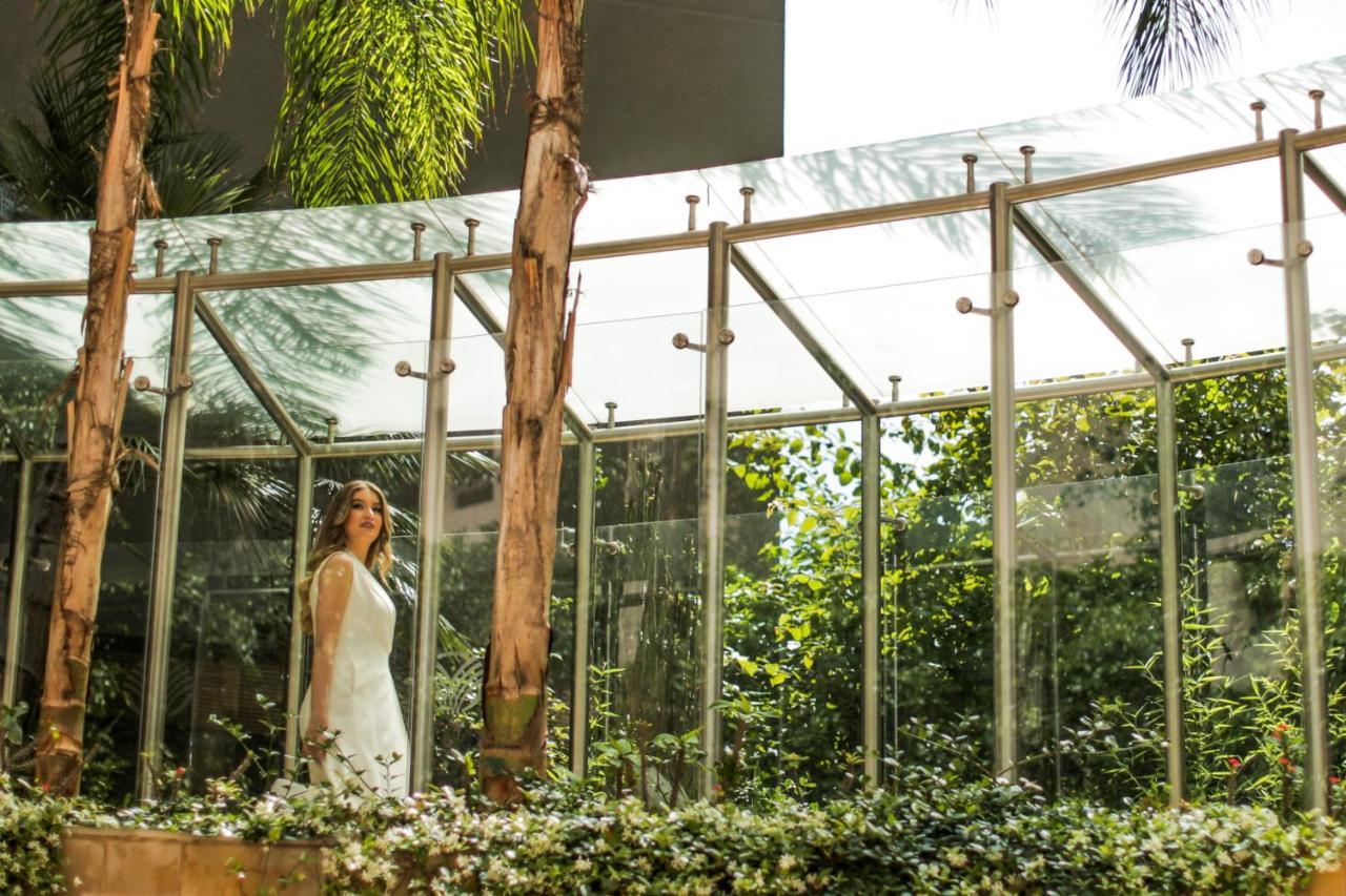 Gefinor Rotana - Beirut Hotel Buitenkant foto The Green Planet, Dubai